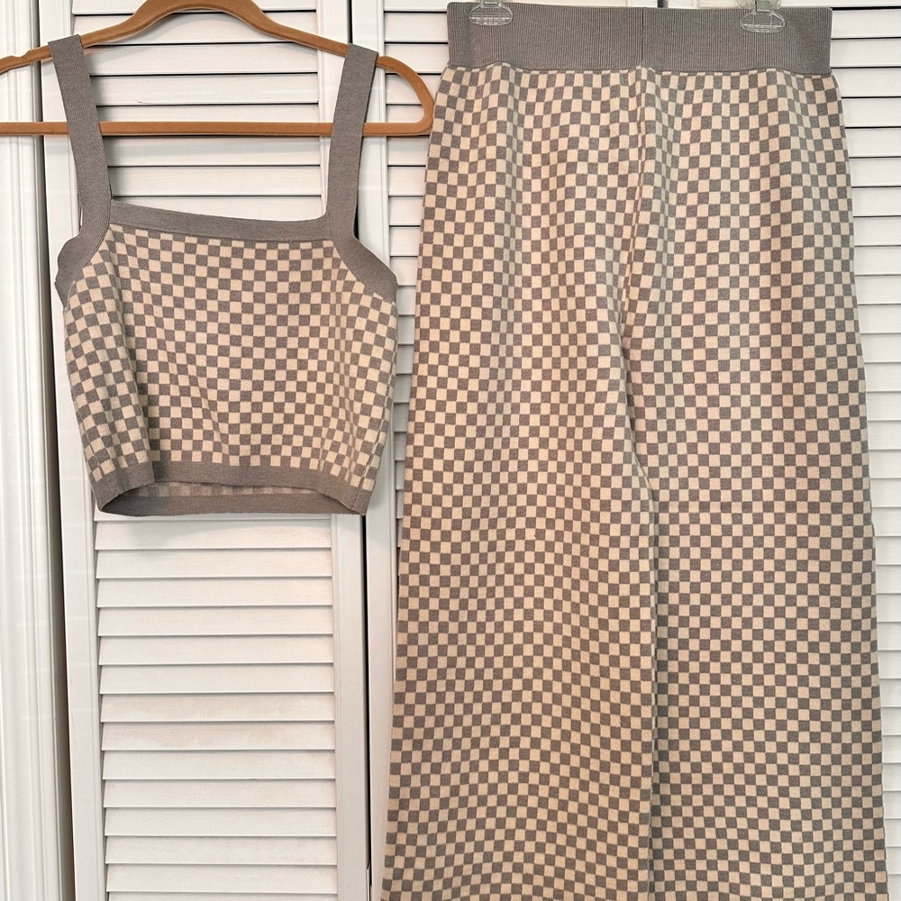 Rylee + Cru Gray and Cream Checkered Set